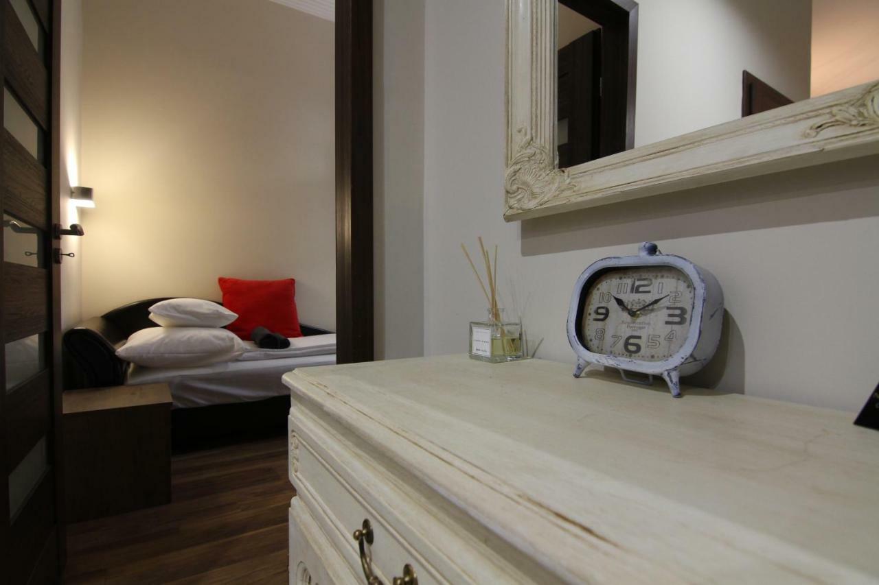 Center Of The Center, The Grand Deluxe Apartment Budapest Ngoại thất bức ảnh