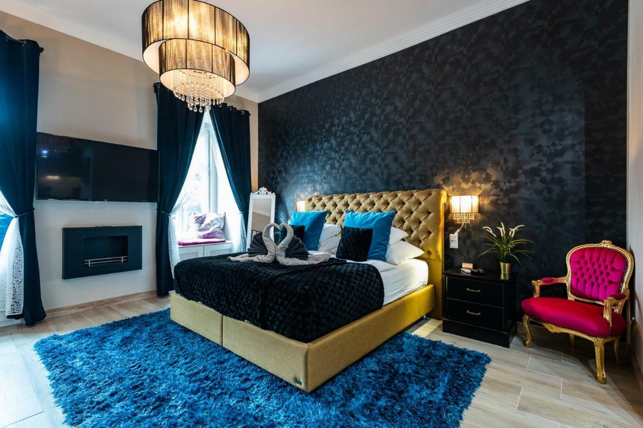 Center Of The Center, The Grand Deluxe Apartment Budapest Ngoại thất bức ảnh