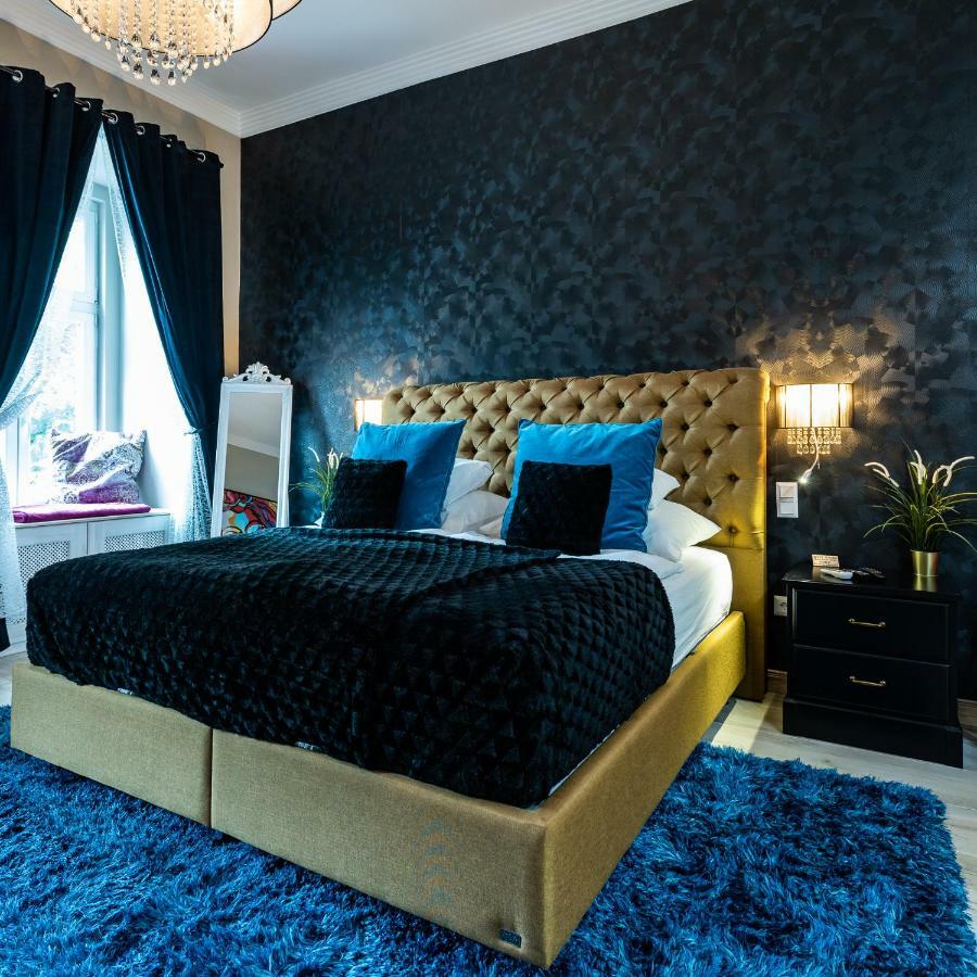 Center Of The Center, The Grand Deluxe Apartment Budapest Ngoại thất bức ảnh